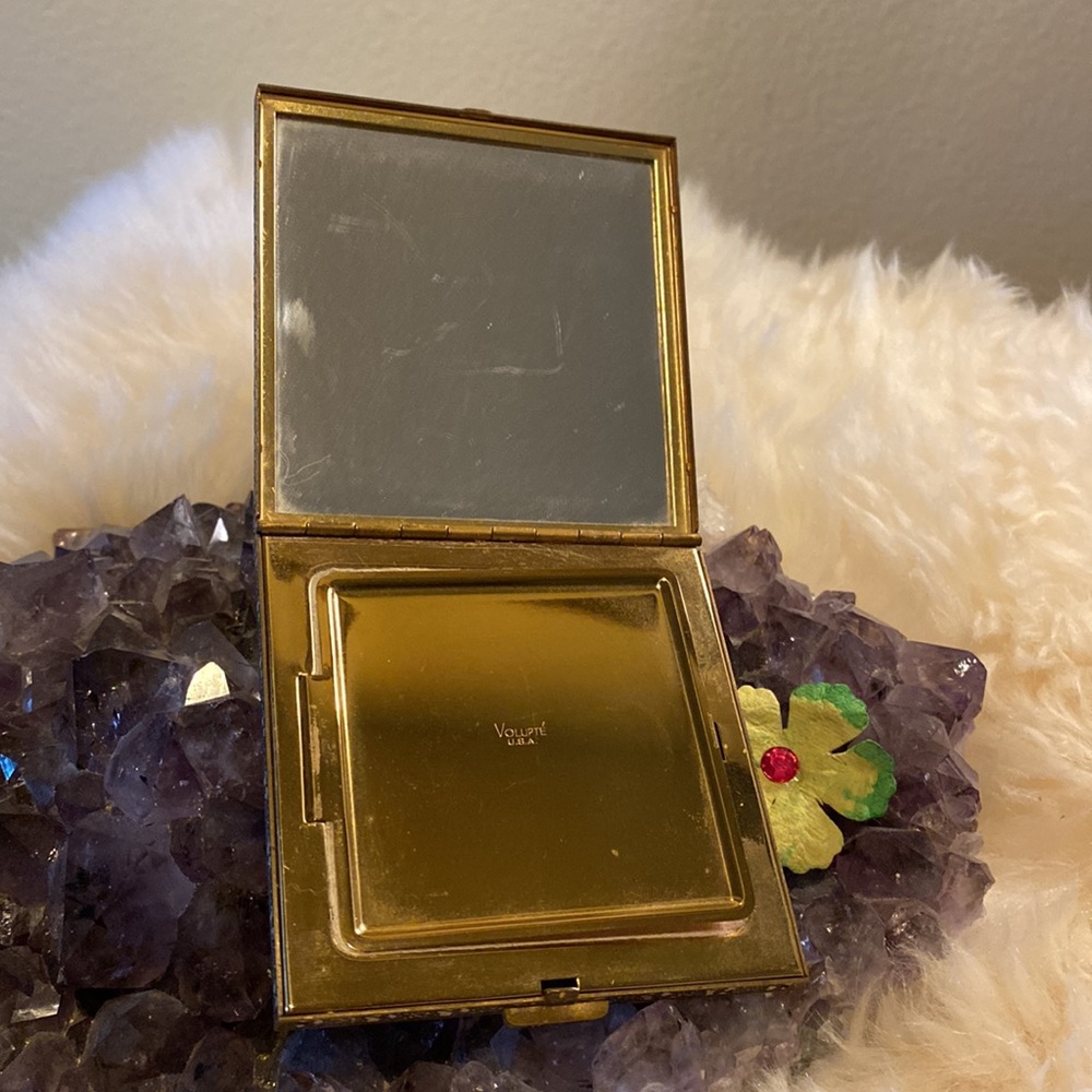 Vintage 1950’s Voliupte Compact 😎 - Picture 9 of 9